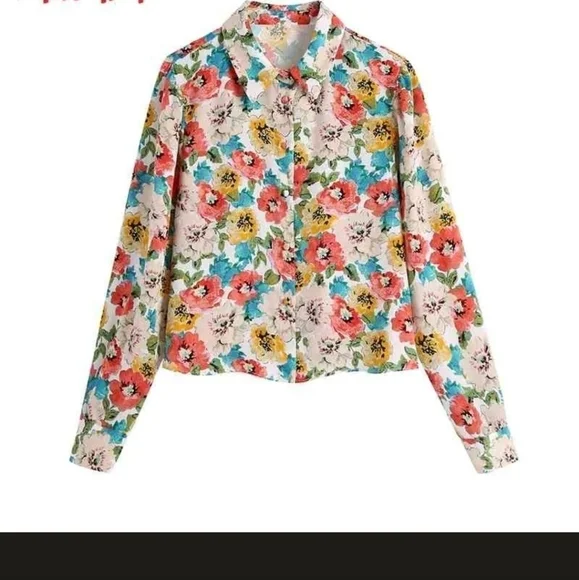 Zara Floral Cropped Button-Front Top in Multi-Color - Picture 2 of 9
